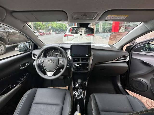 Nội thất Toyota Vios tiện nghi